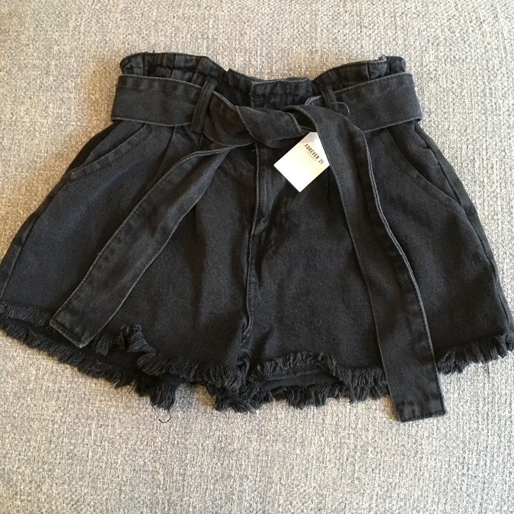 New Forever 21 Paperbag Shorts Fringe with Belt Black Size Small